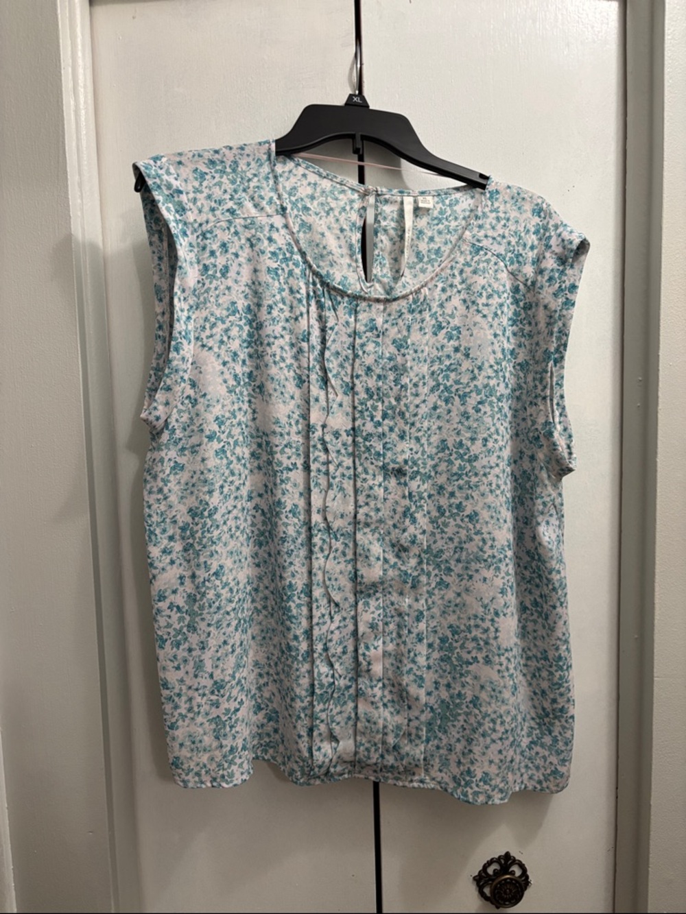 LC Lauren Conrad Teal Floral Cap-Sleeve Blouse